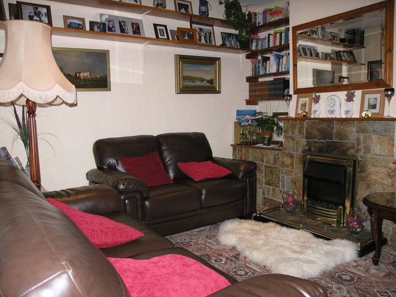 Moriartys Farmhouse Ventry Bagian luar foto