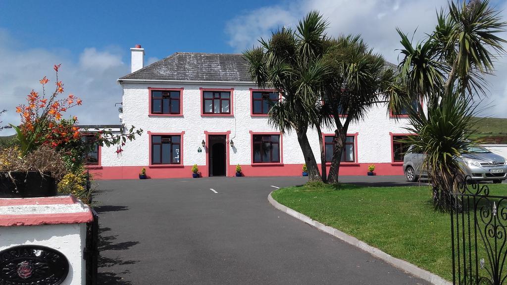 Moriartys Farmhouse Ventry Bagian luar foto